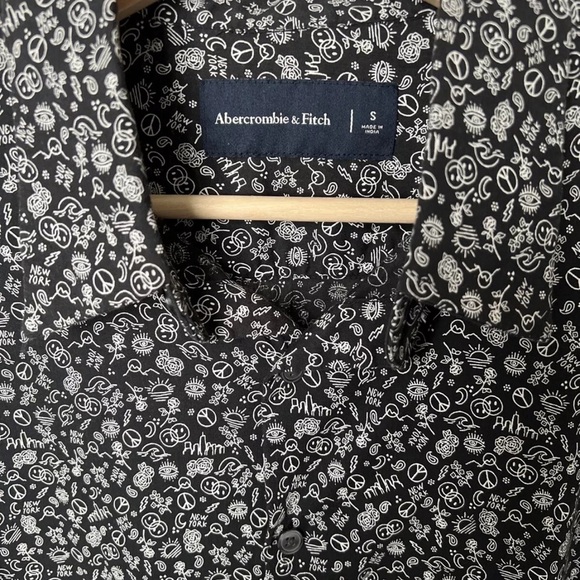 Abercrombie & Fitch Men’s Black & White Pattern Button Up Long Sleeve Size S - Picture 5 of 8